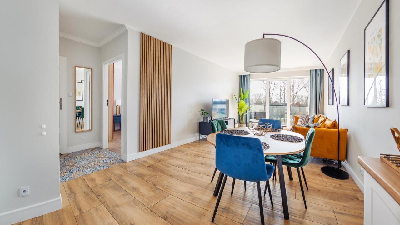 Apartamenty Sun & Snow Sagaris Z Basenem Дзівнув Екстер'єр фото