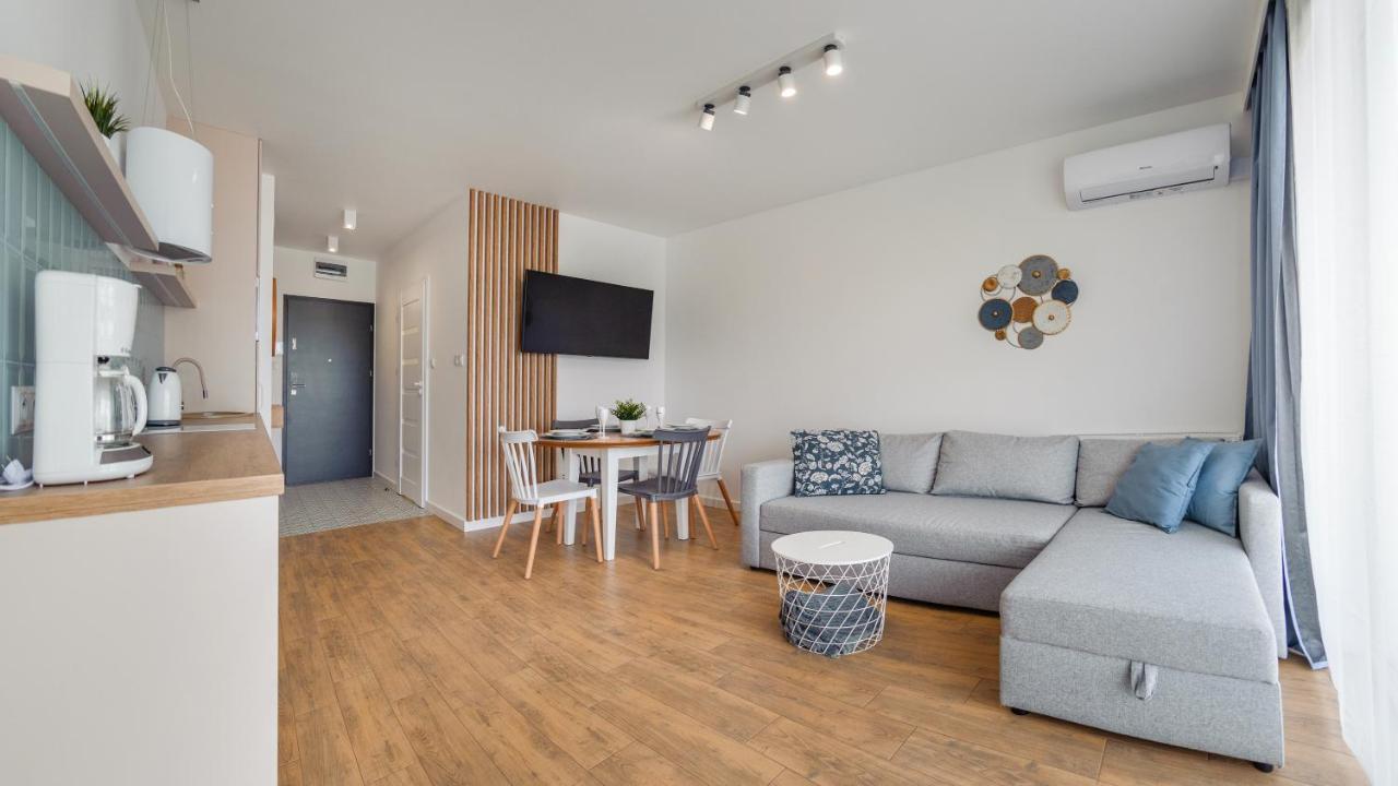 Apartamenty Sun & Snow Sagaris Z Basenem Дзівнув Екстер'єр фото