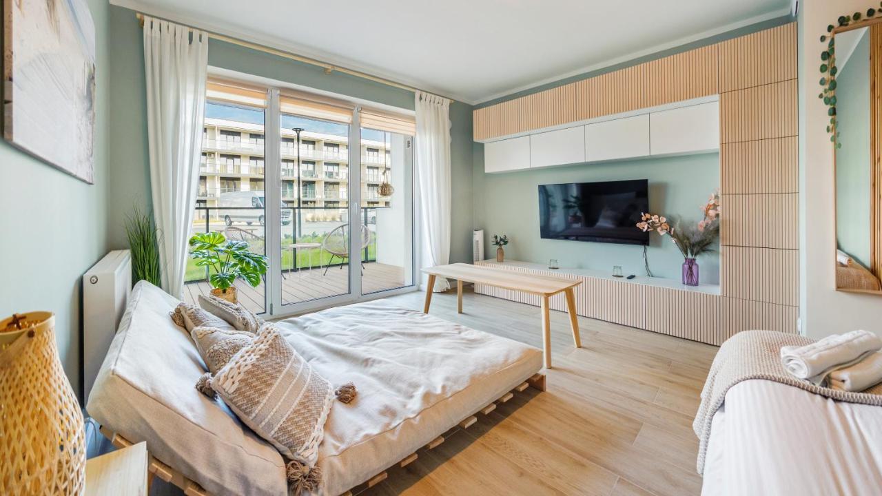 Apartamenty Sun & Snow Sagaris Z Basenem Дзівнув Екстер'єр фото